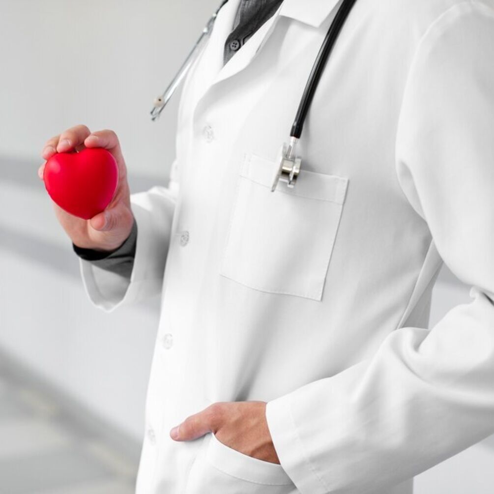 З якого ранкового ритуалу варто розпочинати день для здоров’я серця: порада кардіолога