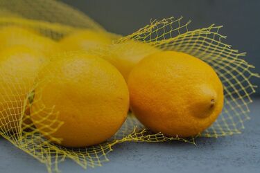 Лимон для бытовых нужд в уборке