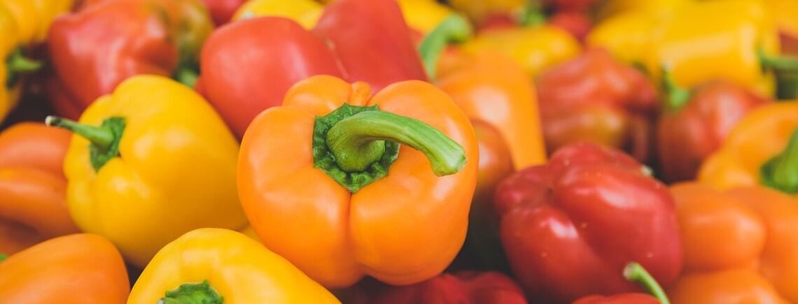 Чи знали ви, що від 'статі' перцю залежить смак страви: як правильно обирати овоч