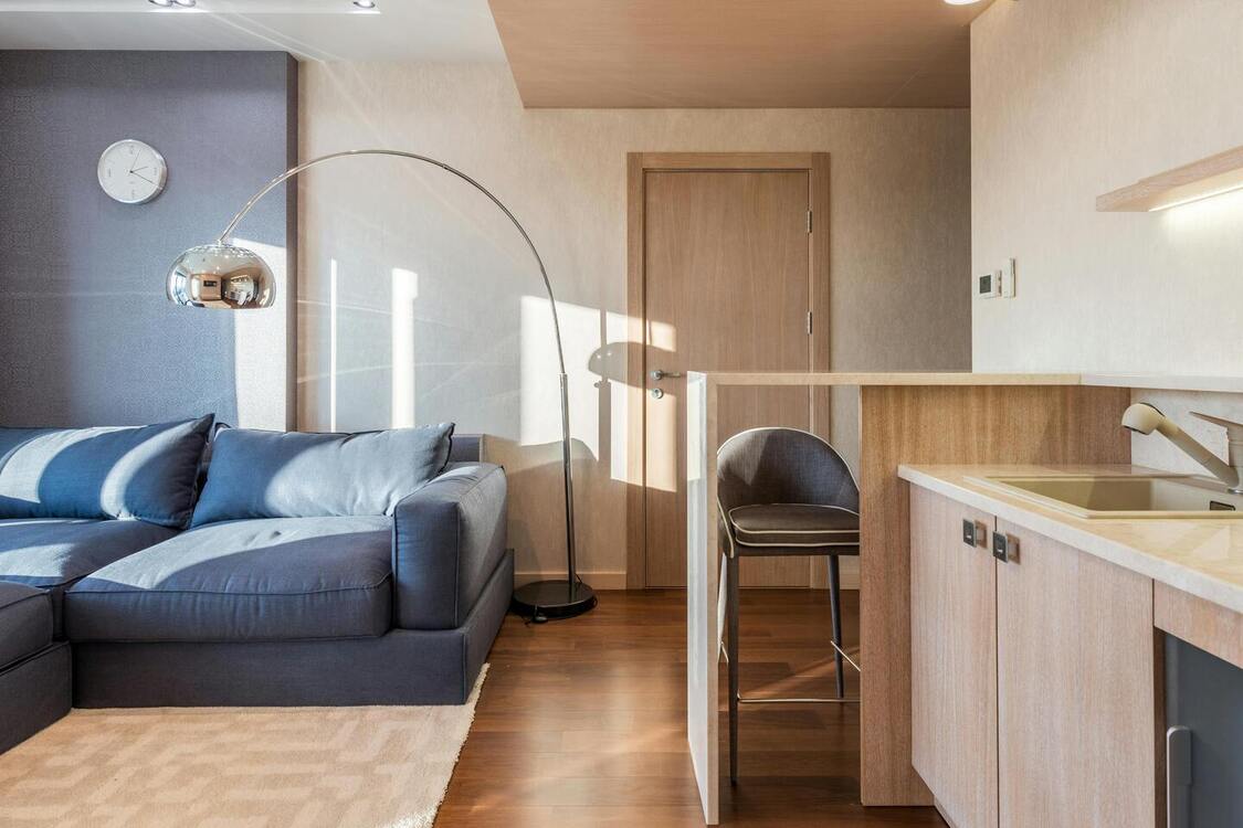 Класичний ламінат чи кварц-вініл: який тип підлоги варто вибрати