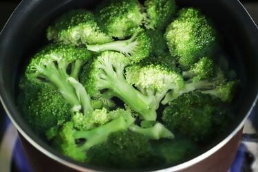 Nutritionists named two foods that 40-year-olds should eat every day