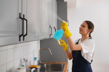 Grease will not have a single chance: three easy ways to clean kitchen furniture