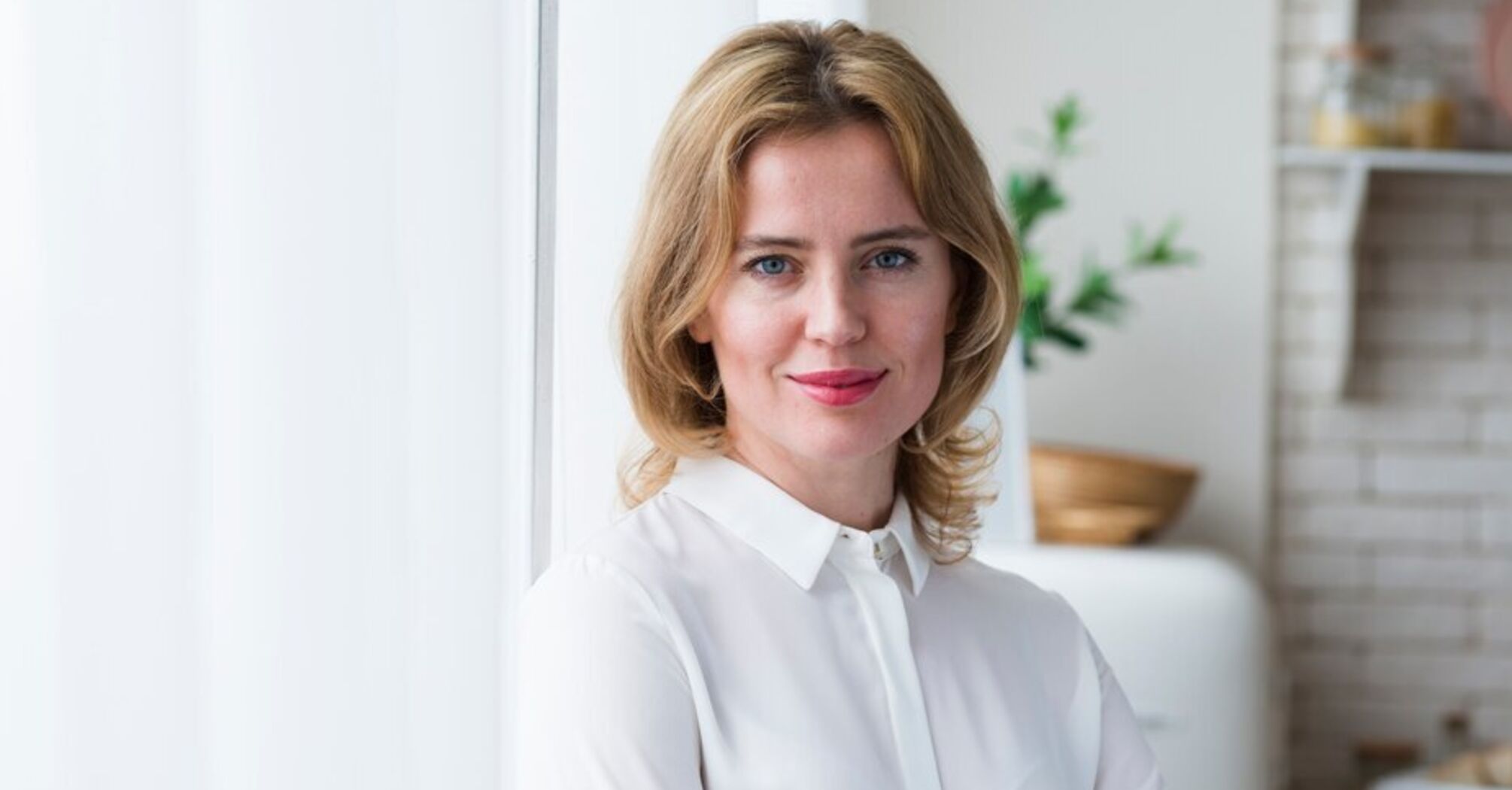 Із 40 в 30: три стрижки, які омолодять обличчя та додадуть небаченого об'єму волоссю