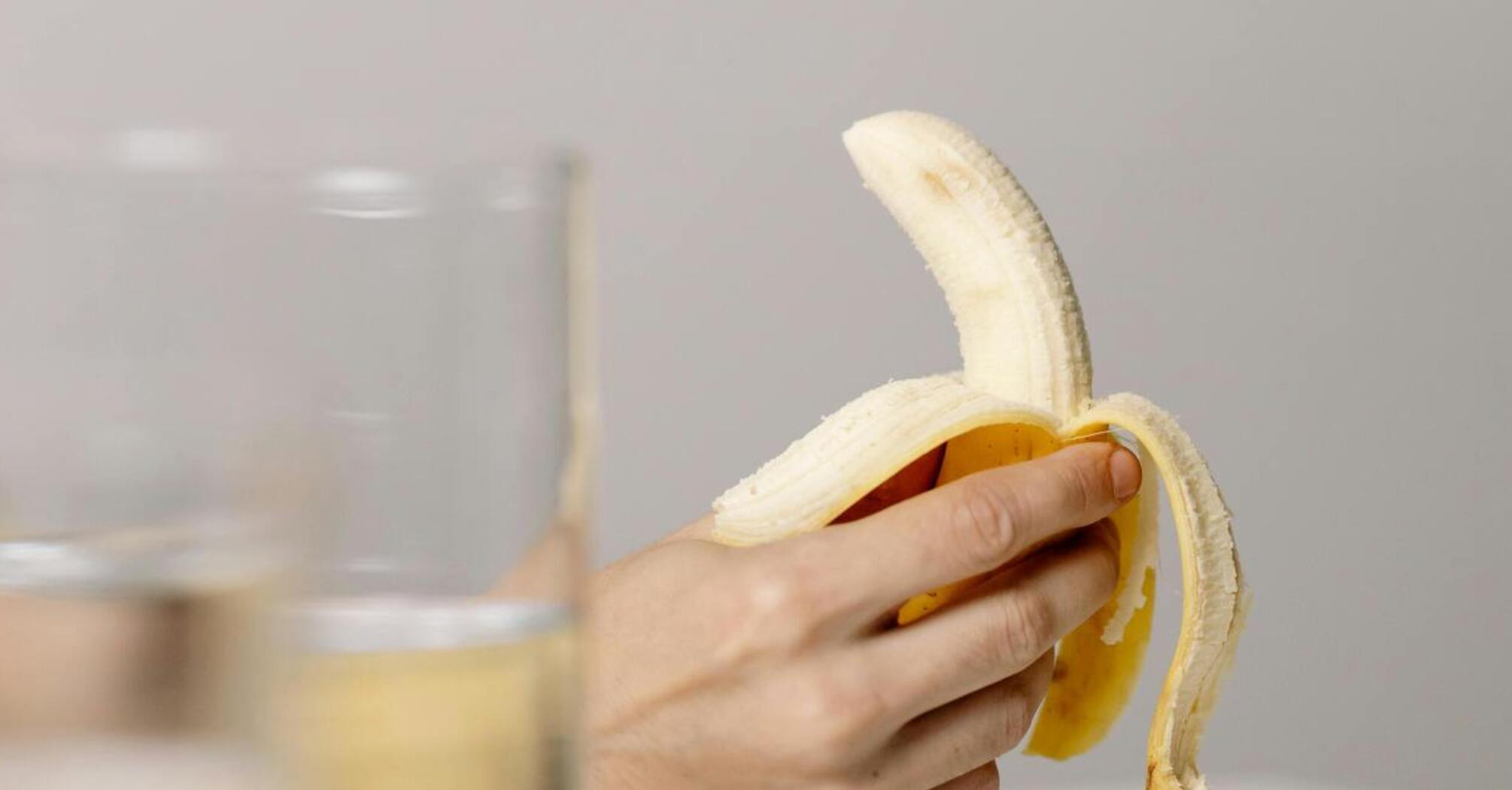 Гріх викидати на смітник: науковці з'ясували, як з користю використати бананові шкірки