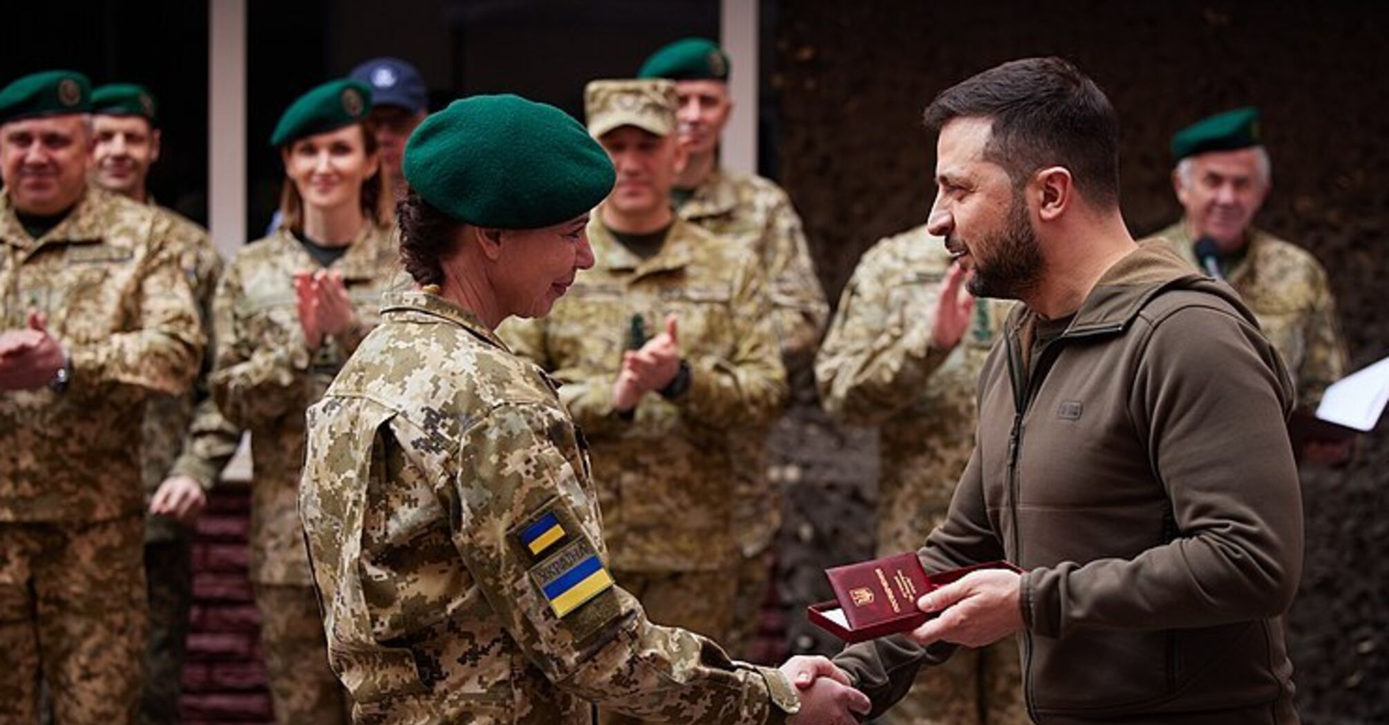 Сколько женщин сражается в Украине?