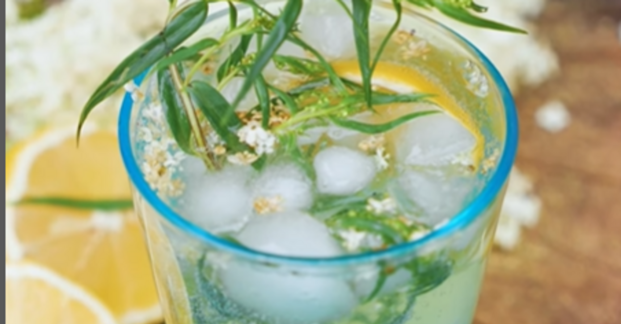 Сироп и лимонад из бузины: настоящее наслаждение для жаркого дня