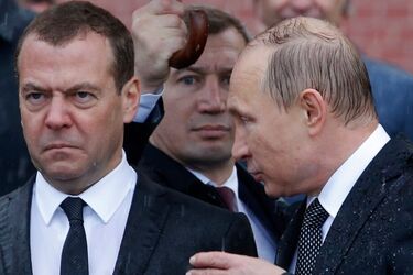 Медведев сдал Путина с потрохами