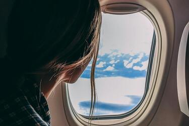 Никогда не выбирайте это место в самолете: стюардесса объяснила, почему