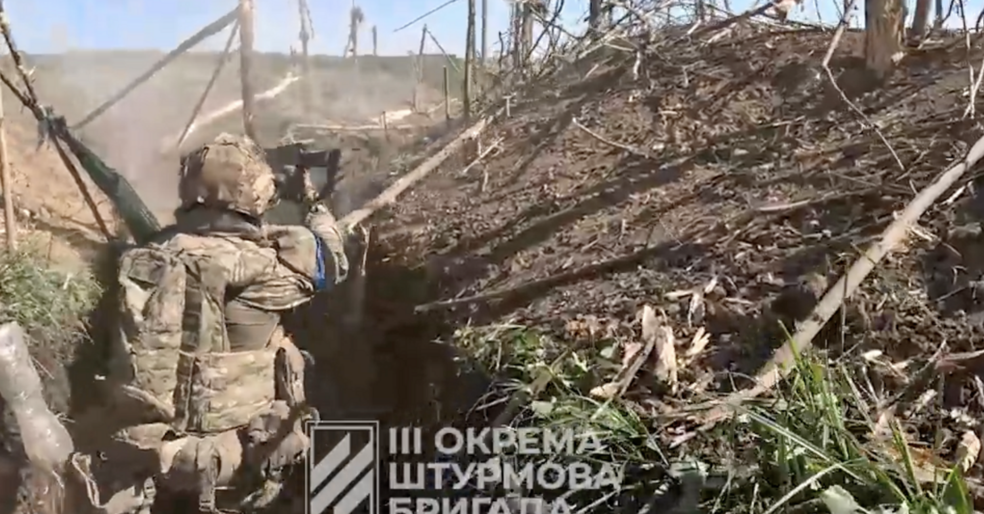 Бойцы 3-й ОШБр зачистили позиции от окупантов в Харьковской области: видео ближнего боя