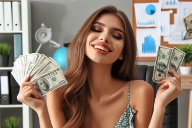 Июль принесет большую удачу! Три знака зодиака могут разбогатеть