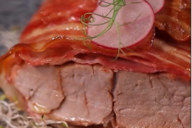 Вырезка в беконе: мегалегкое блюдо