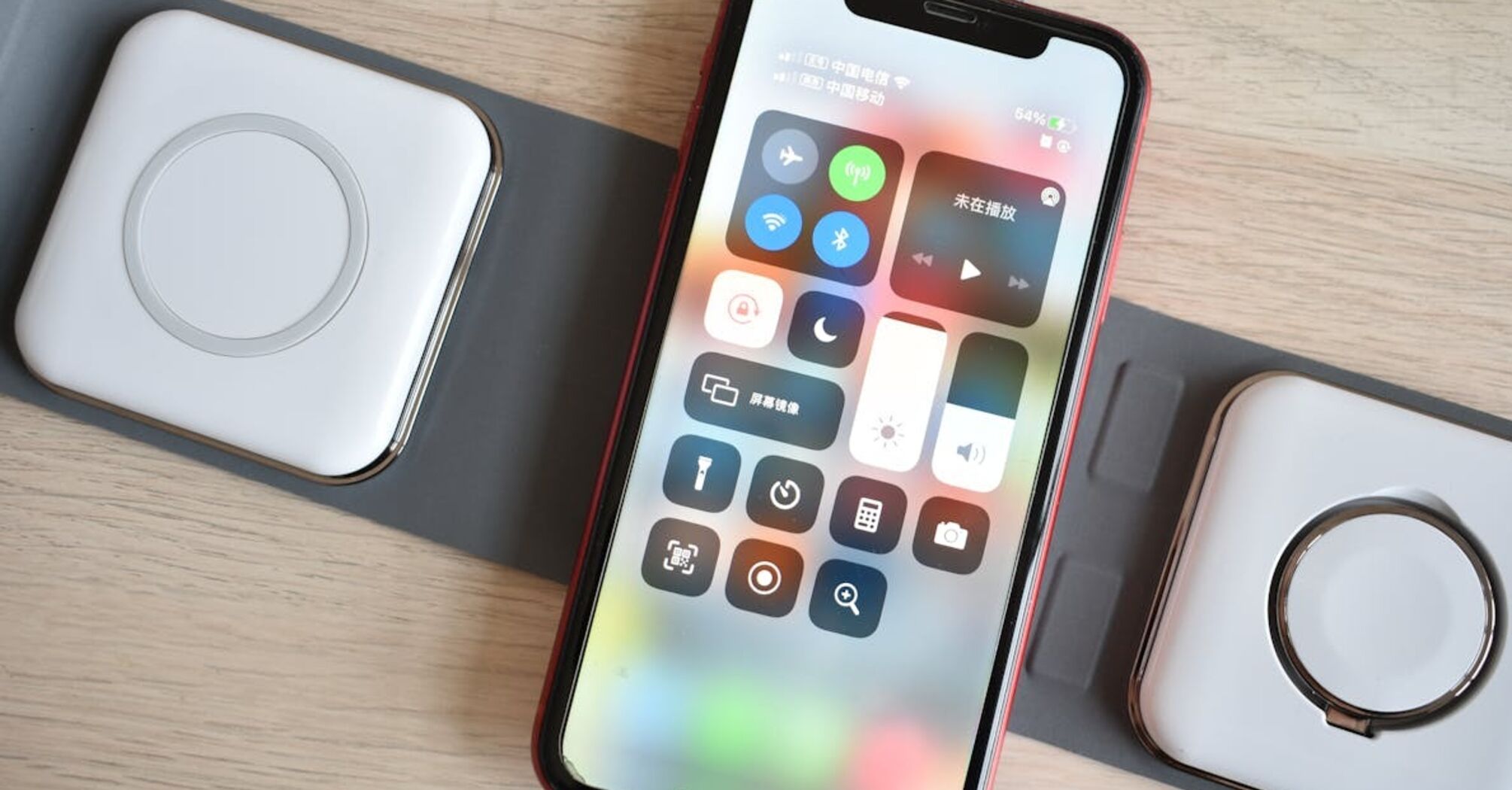 Повербанки місткістю понад 50 000 мАг за прийнятною ціною: рейтинг кращих