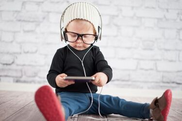 Поколение Альфа – рожденные после 2010 года: тонкости воспитания