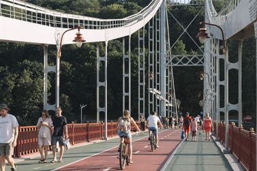 В Киеве оборвался трос аттракциона через Днепр: что известно