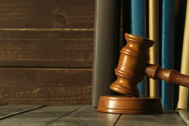 Чи може держава конфіскувати житло дружини ухилянта: адвокат розкрив деталі