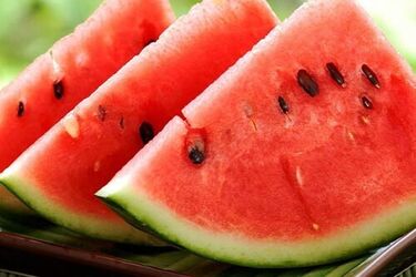 Арбуз полезен, но не всем: кто должен быть осторожен