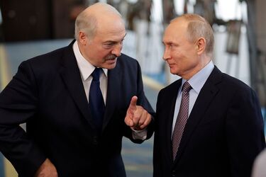 Лукашенко поїхав до Путіна за інструкціями