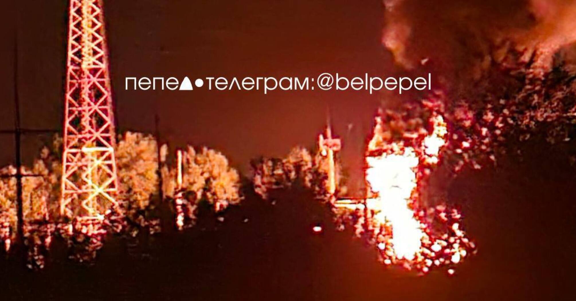 Russia attacked by drones: substations caught fire in two regions (video)