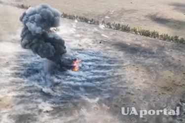 Бойцы 46 бригады разнесли вдребезги российский танк-сарай с допзащитой по всему полю (эпические кадры)