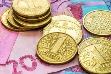То ви за девальвацію чи за підняття податків?
