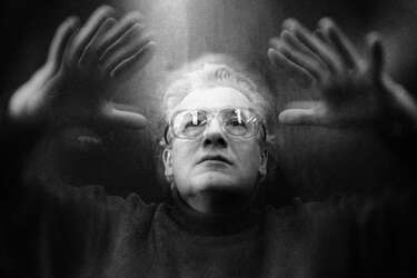 Як у СРСР заряджали банки з водою біля телевізора і до чого це спричинило