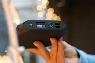 Никогда не оставляйте повербанк заряжаться на ночь: последствия могут быть ужасными