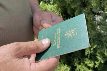 Чи дійсний військовий квиток старого зразка: відповідь юриста