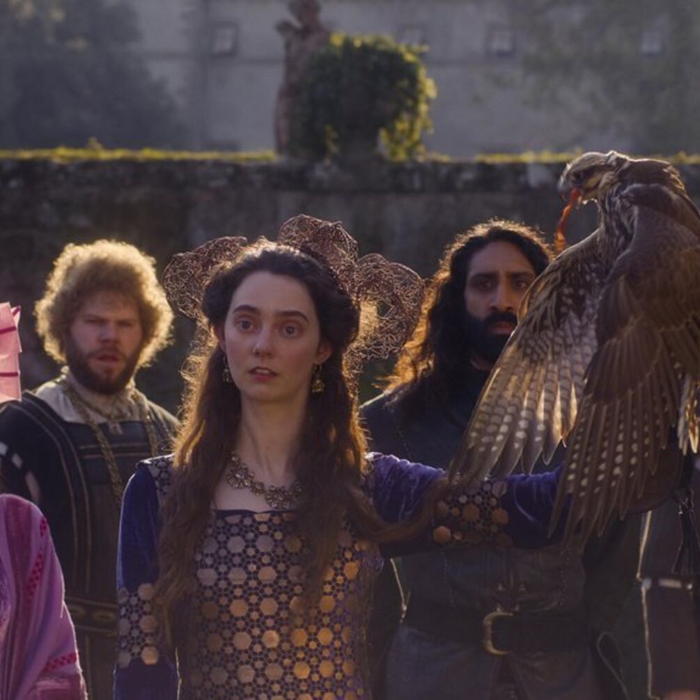 Watch it with your friends: 2 exciting series from Netflix