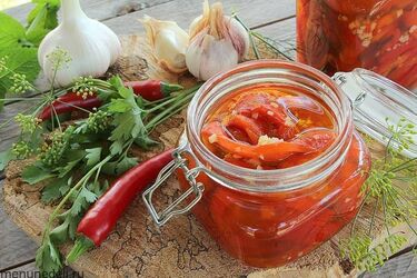 Печений перець із часником у маринаді: чудова закуска