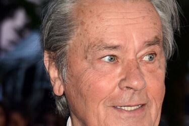 Помер легендарний французький актор Ален Делон, який підтримував українців та читав Шевченка