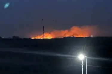 Горить та детонує: у Волгоградській області рф БПЛА атакували військовий аеродром (фото, відео)