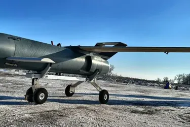 'Palyanytsia' in action: Zelensky shows Ukraine's newest drone missile for the first time and names its targets (video)