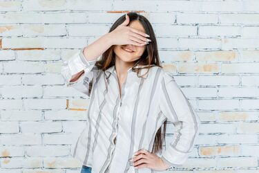 Дверь и глаза не открывают: языковед указал на распространенную ошибку