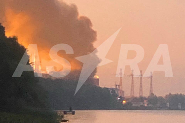 Масштабна атака дронів на росію: під удар потрапили дві електростанції і московський НПЗ (фото, відео)