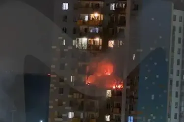 Дрони масовано атакували росію: під удар потрапили аеродроми та енергетичні об'єкти (фото, відео)