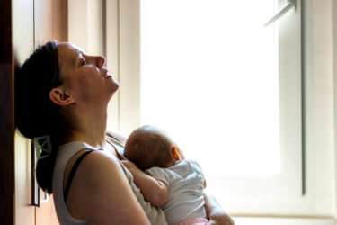 Как избавиться от депрессии после родов