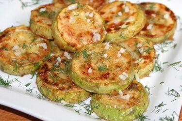 An amazing product, a nutritionist's dream: fried zucchini