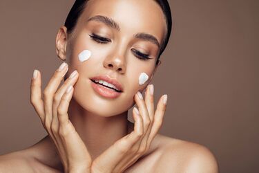 Top misconceptions about cosmetics that even doctors make