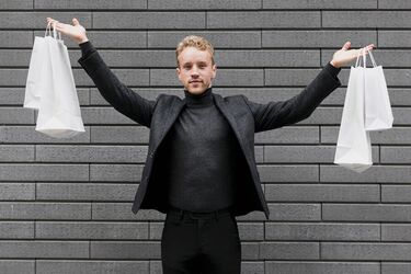 Підіймати чи піднімати: мовознавці розповіли, як правильно говорити українською