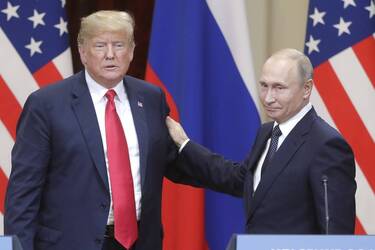 Путін відкрито підіграє Трампу