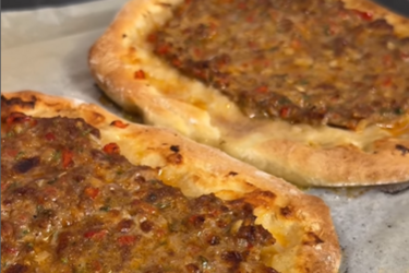 Східна піца: лахмаджун