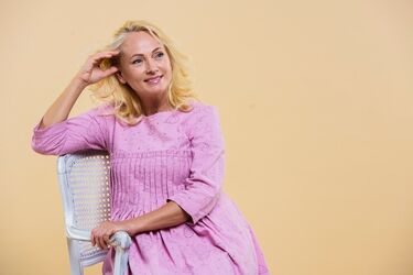 Кольори волосся, які додають віку: що не варто обирати після 50