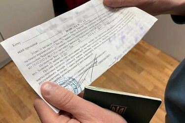 Хто крім ТЦК може надсилати повістки українцям: юрист прояснив деталі