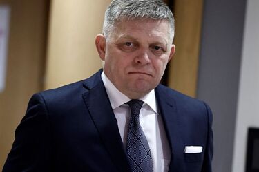 Фіцо в своєму стилі прокоментував зупинку транзиту російського газу територією України