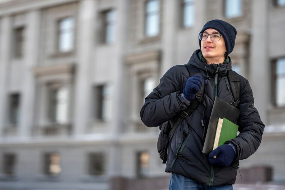 Не 25 января: когда правильно праздновать День студента в Украине и как лучше поздравлять