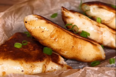 Easy and tasty Ukrainian meat pies benderyky