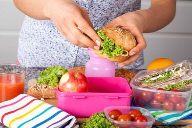 What food to take with you on the road: useful tips