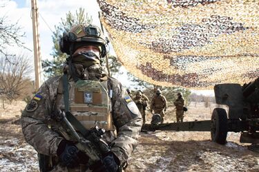 Публичное издевательство над военными, над командировами во время войны — это политическое самоубийство