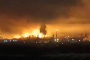 Дроны атаковали Нижегородский НПЗ в РФ: загорелась масштабная пожарная (фото)