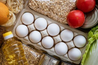 Ціни на яйця в Україні зазнали істотних змін: скільки тепер коштують